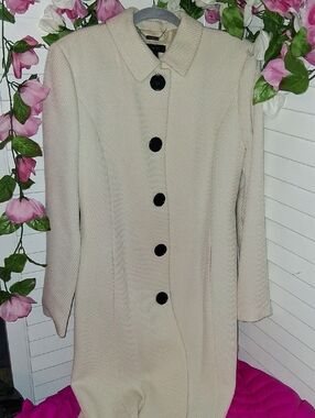 The Limited Cream Wool Coat with Black Label Detail